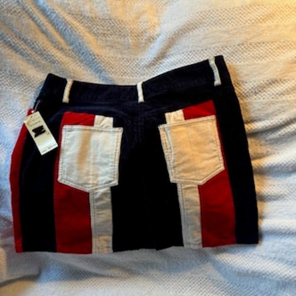 NWT Tommy Hilfiger vintage corduroy stripe mini skirt size 12 - Picture 3 of 3